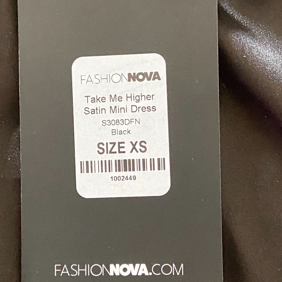 Fashion Nova Black dress - Picture 6 of 6